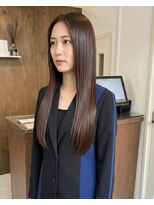 零秒女髪 千里丘店 上品な艶髪ストレートの美髪ロングスタイル髪質改善艶カラー艶感