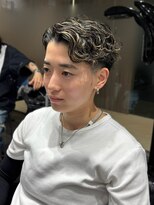 ウーズ ハラジュク(Ooze.HARAJUKU)&nbsp;ハッシュカットグレージュデザインカラーツートーンカラー原宿