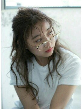 ディッセンバー 渋谷(December) 『December』大人のカジュアル抜け感ロングゆるっとアレンジヘア