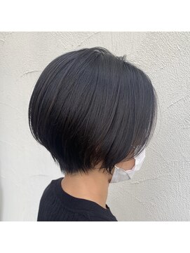 フゥカ 類家店(fuka) 八戸 すっきりくびれショート 黒髪 20代 30代 40代 50代