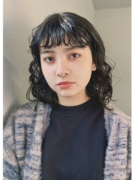 カゼ ダイカンヤマ Kaze DAIKANYAMA ミディアムパーマ