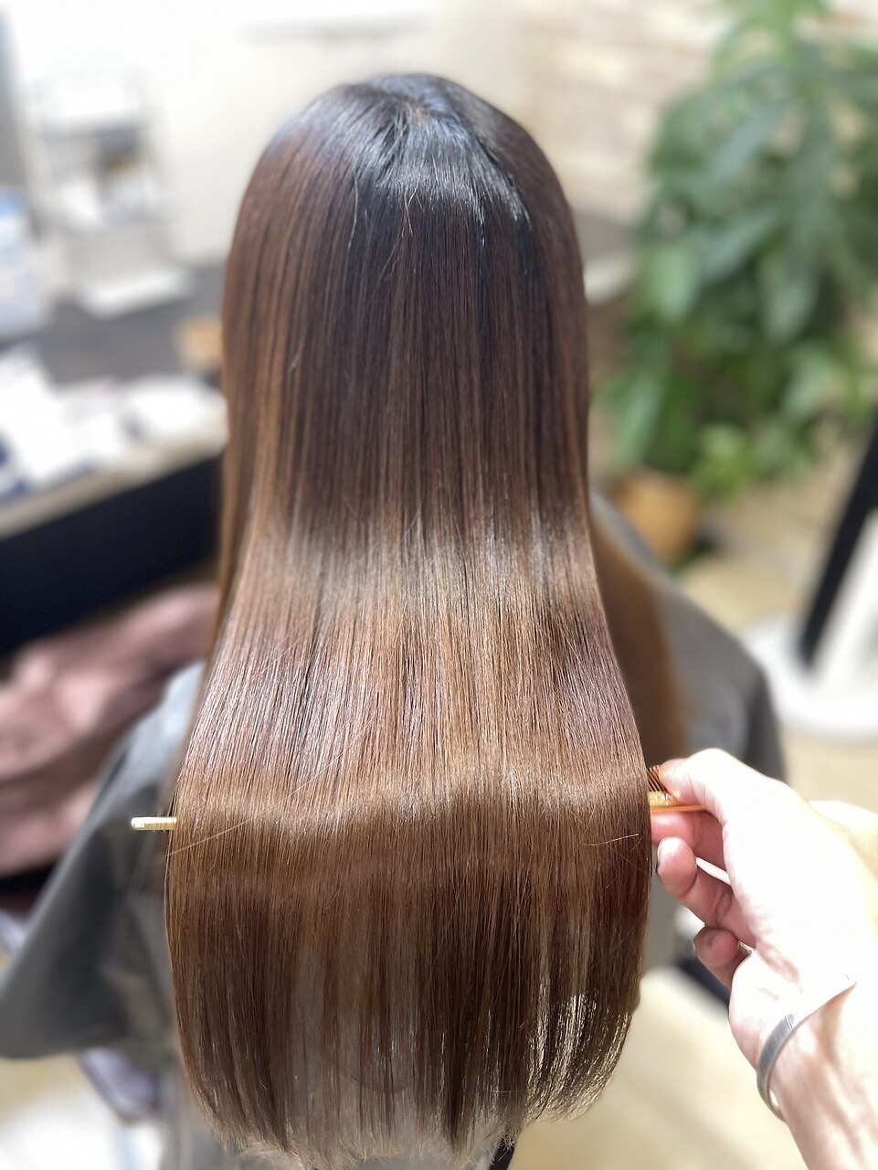 ウルっと輝くナチュラルストレート ウルっと輝くナチュラルストレート