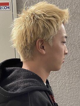 フイ 代々木(Hui) メンズ/アップバング/ツーブロックマッシュ/束感ショート/波巻き