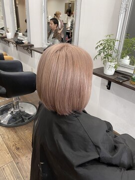 アンダーバーホワイト 広島 並木店(_WHITE) ホワイトピンク