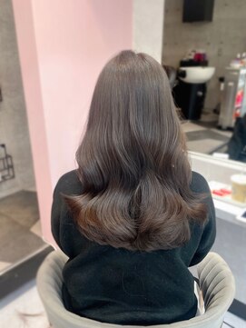 ジーナ 名駅(XENA.) 《xena/haru》透明感ショコラベージュ