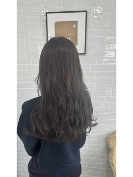 ジーナ 西新(Zina) グレージュカラー 透け感 【Zina西新】