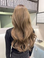 リリー(Lilley)&nbsp;【lilley 稲永麻衣】エクステ+ロングヘア+ブリーチ+韓国ヘア