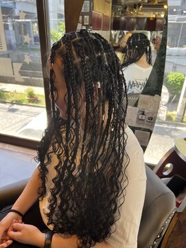 グリッツ (GLITZ) ボヘミアンブレイズ横浜石川町駅徒歩30秒!