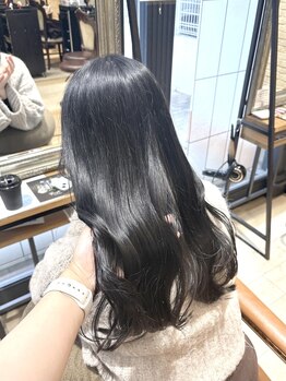 ボリューム/ハリコシ、艶がない…など悩みに合わせてヘアケアのスペシャリストが一番合うものをご提案。