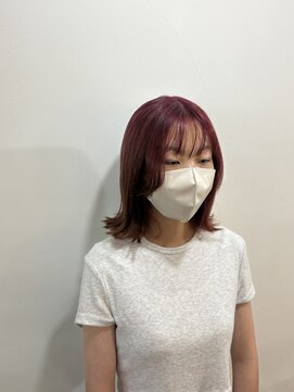 ヘアーアンドメイクアップモパ ピンク×レッド