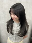 顔周り多めレイヤーカット