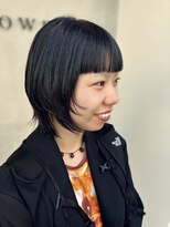 ブラウン(Brown)&nbsp;ショートレイヤー×ネイビーカラー