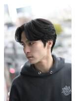 ハレ メンズサロン たまプラーザ(Hale)&nbsp;Haleメンズ刈り上げセンターパートニュアンスパーマたまプラーザ