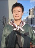 毛先が動くスパイキーショート