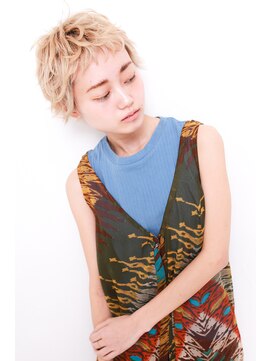 ラフィス ヘアーピュール 梅田茶屋町店(La fith hair pur) 【La fith】 ハイトーンベリーショートスタイル