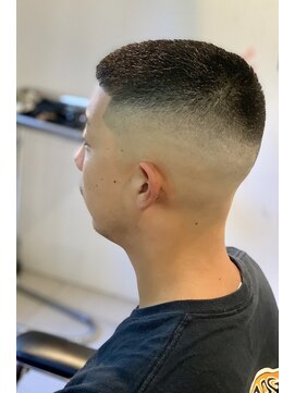 メリケンバーバーショップ コウベ(MERICAN BARBERSHOP KOBE) ボーズスキンフェードクロップ