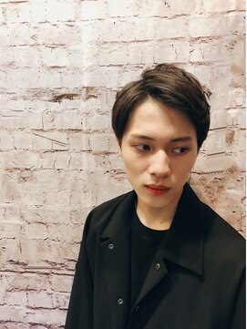 グレイスフル バーバープラチナム 六本木店(Graceful Barber platinum) サイドパートアップバングビジネスマンスタイル<理容室>