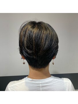 エフパレードシーサイド(F.PARADE seaside) ハンサムショート×ハイライト【上総一ノ宮】【茂原】