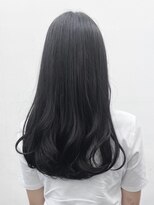 ココ 本八幡(KOKO)&nbsp;黒髪クラゲヘアーオリーブグレー小顔ココアベージュロングヘア
