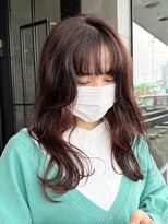 メゾン アヴァロ(Maison Avallo)&nbsp;ピンクブラウンのロングスタイル