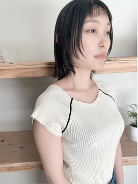 アミ(ami) 黒髪×レイヤー