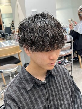 フィフス 渋谷(fifth) メンズマッシュ波巻きスパイラルパーマツイストスパイラルパーマ