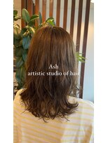 アッシュ アーティスティック スタジオ オブ ヘア(Ash artistic studio of hair)&nbsp;ミディアム×パーマ