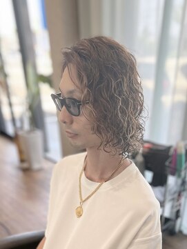 フィッシュヘアー(fish hair) メンズスタイル/サーフカール/ハイライト/メンズ/メンズパーマ