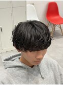 シャドウパーマショートマッシュツーブロック韓国スパイラル黒髪