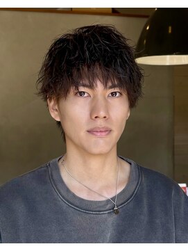 ニナ(Nina by Babylone) 波巻きパーマスタイル