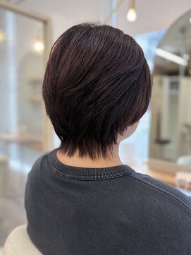 シアアルン 新小岩店(SHEER alun) ボルドーレッド×ウルフショート