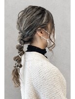 コンフィバイアーティス(Confi by Artis)&nbsp;玉ねぎヘアアレンジ