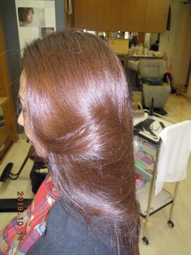 トータルビューティーサロンカワニシ カラー・トリートメント