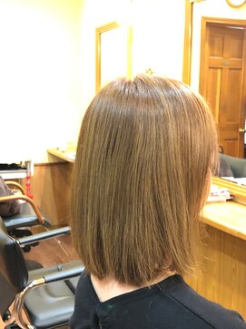 美容室ルーシー アッシュ系、１２トーン