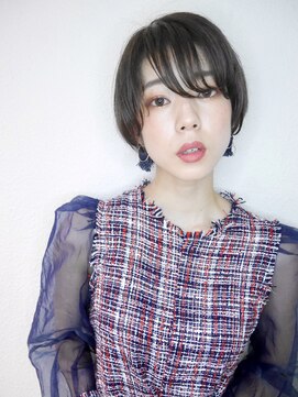 シュシュ(shushu) 長め前髪で大人ショートマッシュ　【有海一生】
