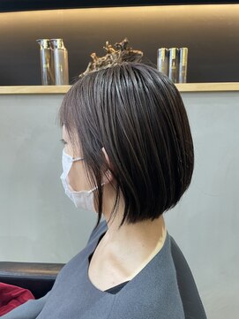 ダブリュー(W) ミニボブ