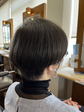 トップヘアー 中庄店(TOP HAIR fuapua) マッシュショートネイビー1