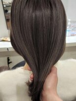 インビテーション(invitation)&nbsp;透明感ベージュ