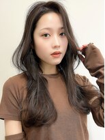 レア 表参道(L'ea)&nbsp;黒髪クラゲヘアーオリーブグレー小顔ココアベージュ