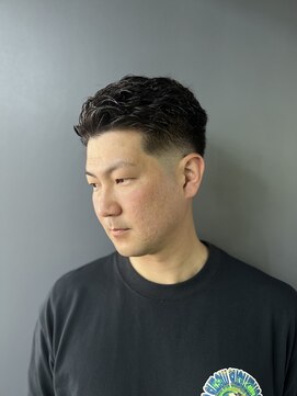グリーディーフォックス 三軒茶屋(GreedyFOX) 波巻き/マッシュパーマ/ウルフ/ハイライト<理容室>三軒茶屋