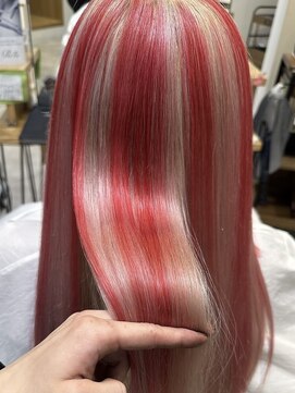 ブランニューロミエ 野田阪神店(Brand new lomie) ホワイト×レッドハイライト/ケアブリーチ/福島区/髪質改善カラ