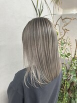 ヴィフ 大船(VIF)&nbsp;バレイヤージュ/ハイライト/ダブルカラー/ケアブリーチ/ボブ