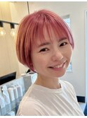ショートボブ