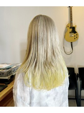 オト(oto) ミルクティベージュ/ブリーチ/イエローカラー/エンドカラー