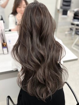 ゴカン バイ ジル ブラン 名古屋(Gokan by JIL BLAN) ハイライトバレイヤージュダブルカラーショートカット30代40代