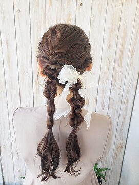 ルシード スタイル オルガ(LUCIDO STYLE Orga) 20代30代 お呼ばれ ツイン編みおろし