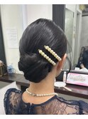 お呼ばれきれいめタイトシニヨン
