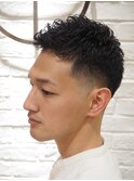 メンズビジネスショート　理容室顔剃り刈り上げ爽やか清潔感