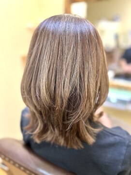 ヘアーデザイン モモ(Hair Design MoMO) 大人女性レイヤーカット♪