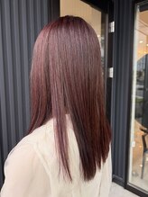 ワーズ インターナショナル(Words international) ツヤ感が可愛い冬スタイル　[muro]